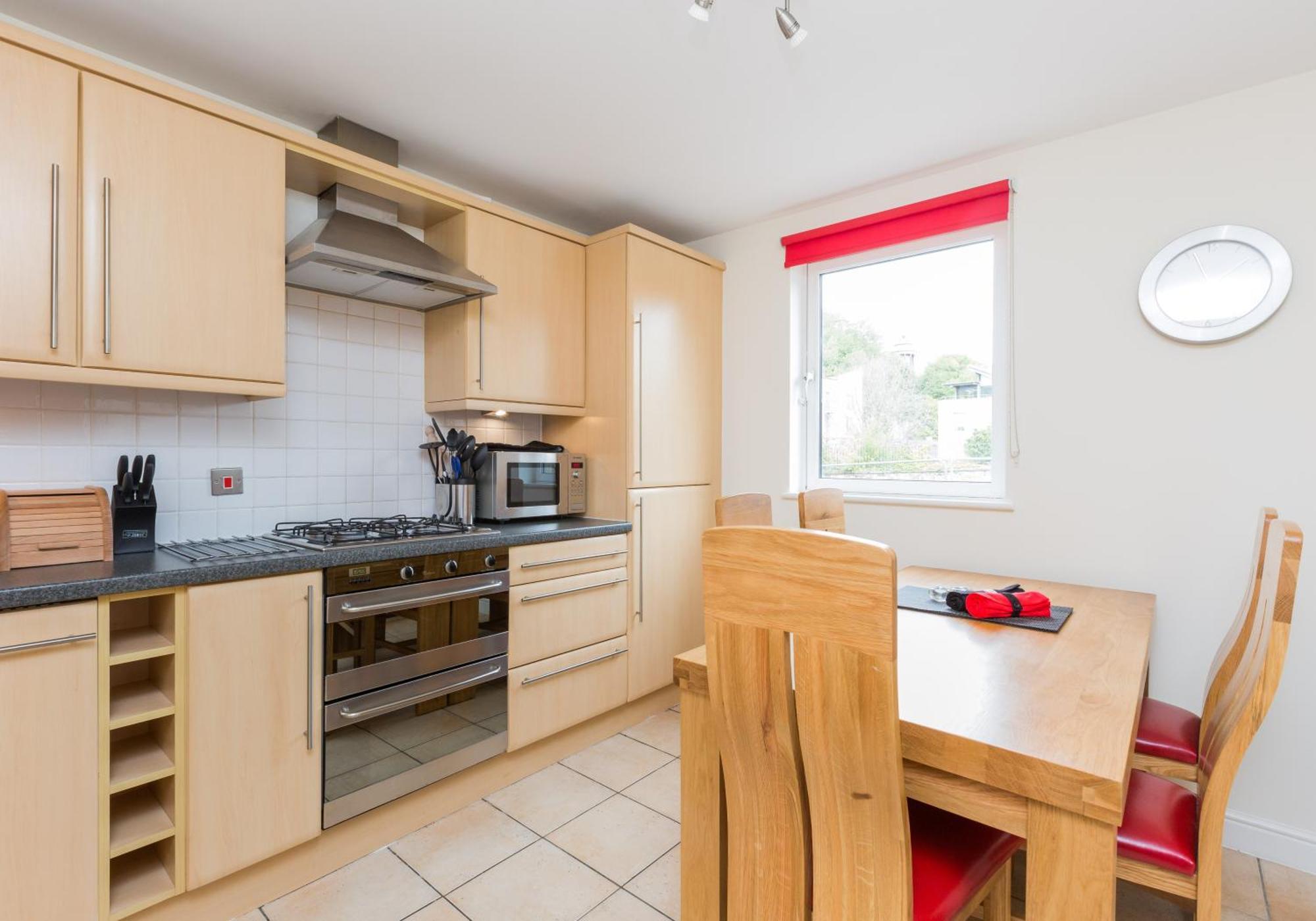 Old Tolbooth Wynd - 388 Apartment Единбург Екстериор снимка